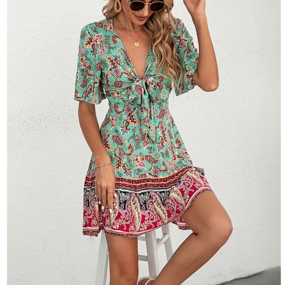 Boho Paisley Floral Print Butterfly Print Mini Dress - Picture 4 of 6